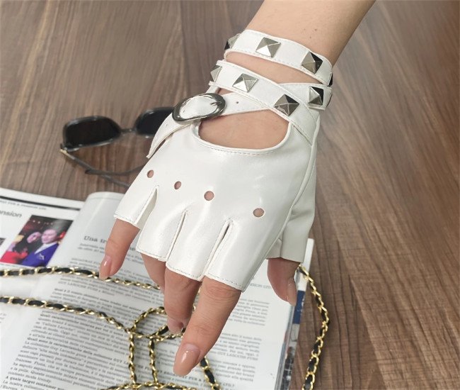 Gothic Rivet Wrist Half-Finger Gloves for Women Dark Cyberpunk Performance Two-Dimensional Stage Performance Gloves