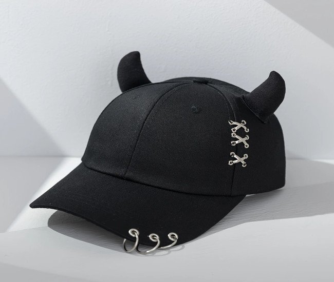 Men's and Women's Fashion Horn Baseball Cap